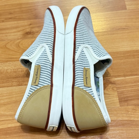 Tommy Bahama Blue White Tan Women’s Slip-On Shoes Size 9.5 - Picture 5 of 8